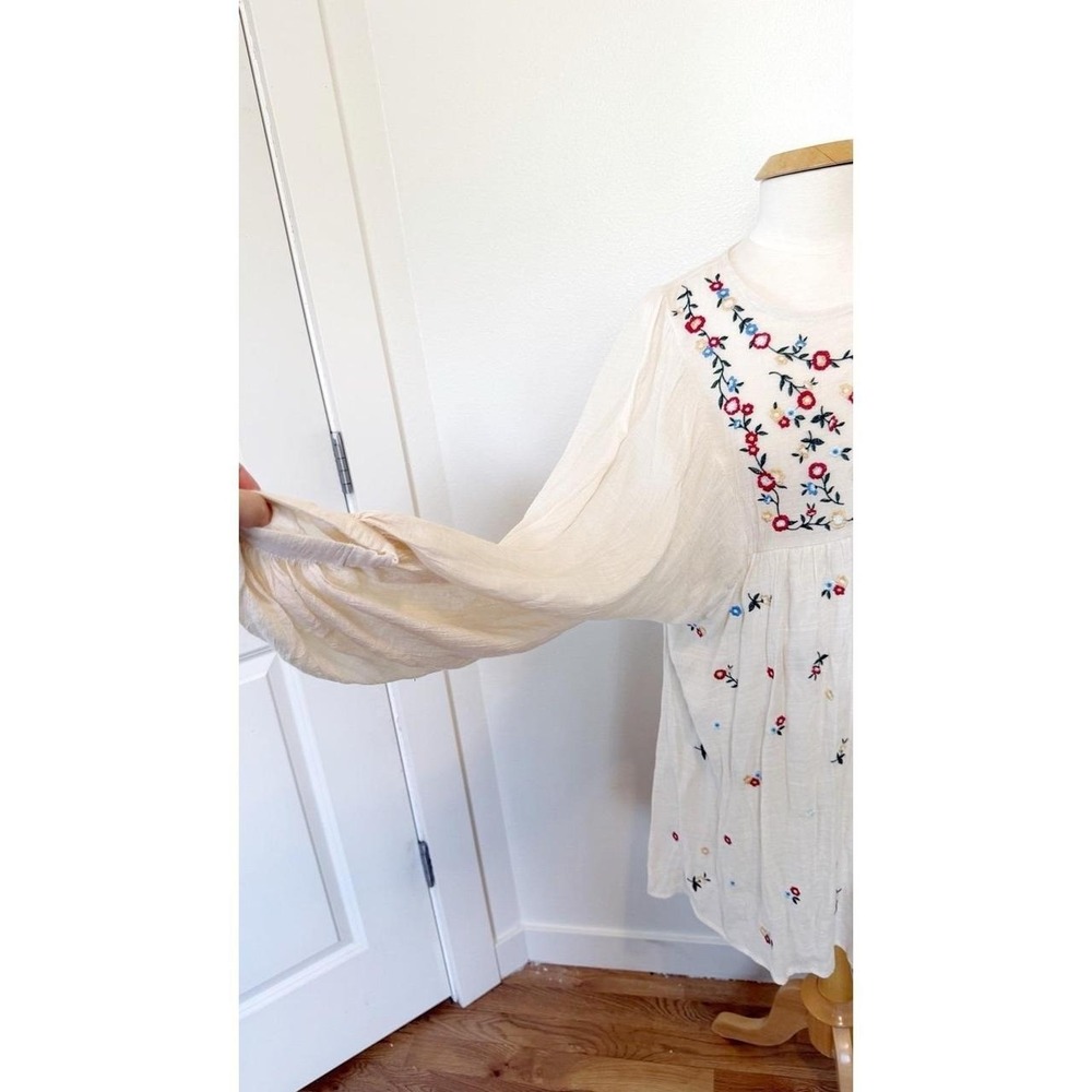 Umgee NWOTWomen's Size M Ivory Floral Embroidered Knee legnth Dress boho chic - Picture 6 of 10